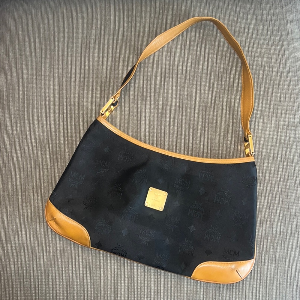 Prelove Vintage MCM Nylon/Leather Shoulder Bag